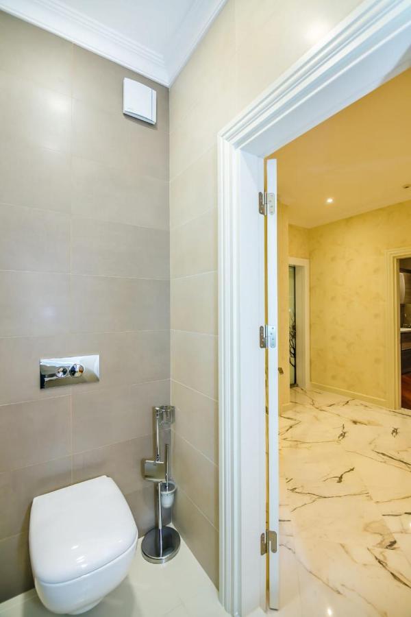 Lux Family Apartment In City Center Baku Exterior foto